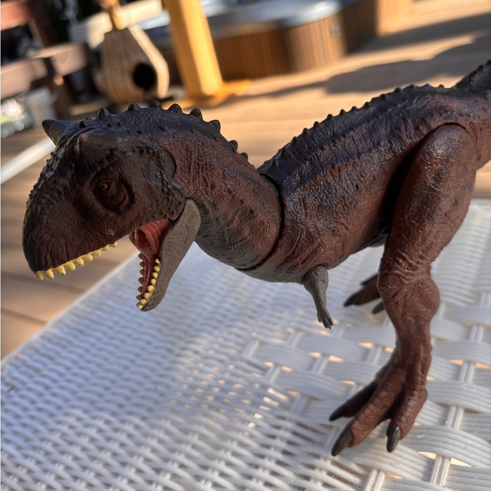 Jurassic World Camp Cretaceous Toro Carnotaurus Dinosaur Mattel Action Figure - Picture 8 of 10